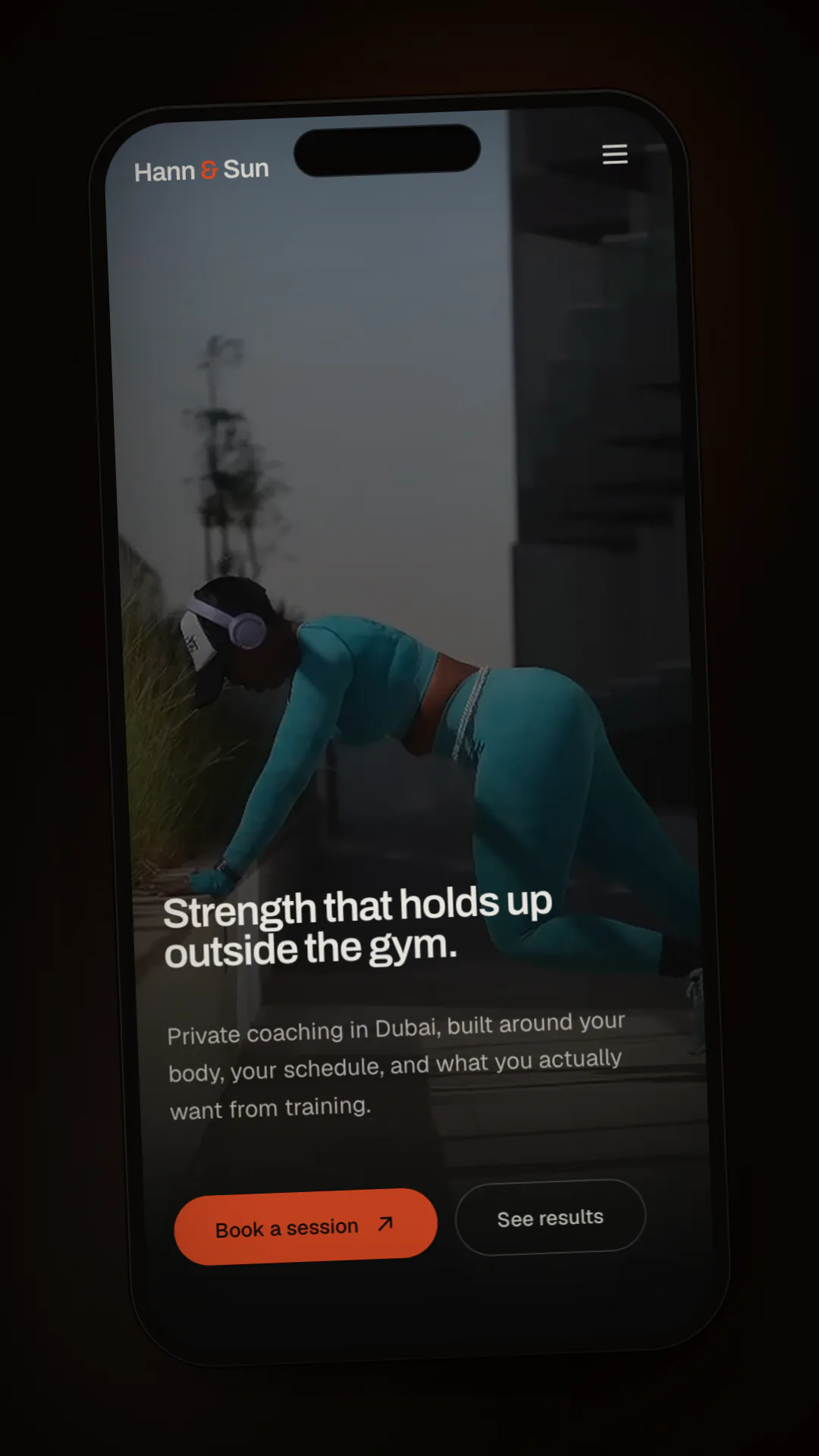 Hann & Sun personal training site, built by Kastana Dev, on a phone